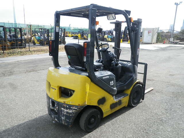 Xe nâng xăng Komatsu 1.5 tấn, model: FG15T-21