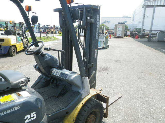 Xe nâng dầu Komatsu 2.5 tấn #324789