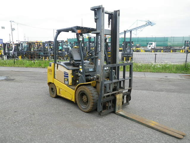 Xe nâng điện Komatsu 3 tấn Model:FE30-1 303083