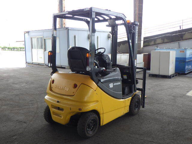 Xe nâng điện Komatsu 1.8 tấn FB18-12 842741
