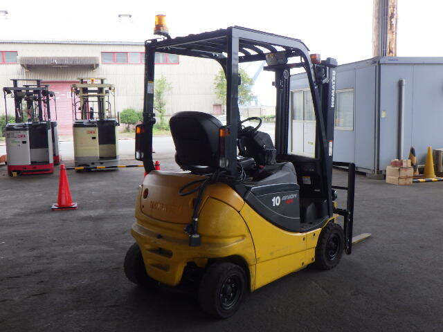 Xe nâng Komatsu 1.0 tấn, model: FB10-12 sx 2018