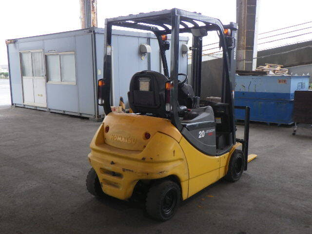 XE NÂNG ĐIỆN 2 TẤN KOMATSU FB20A-12 842851