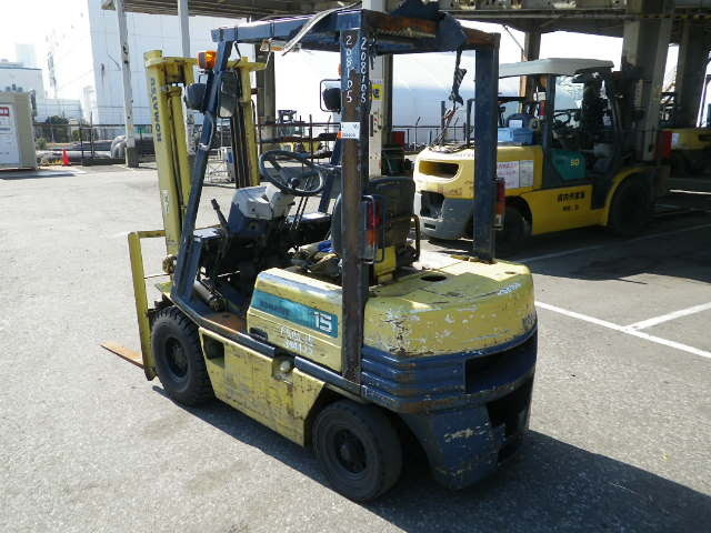 Xe nâng xăng Komatsu 1.5 tấn, model: FG15L-15