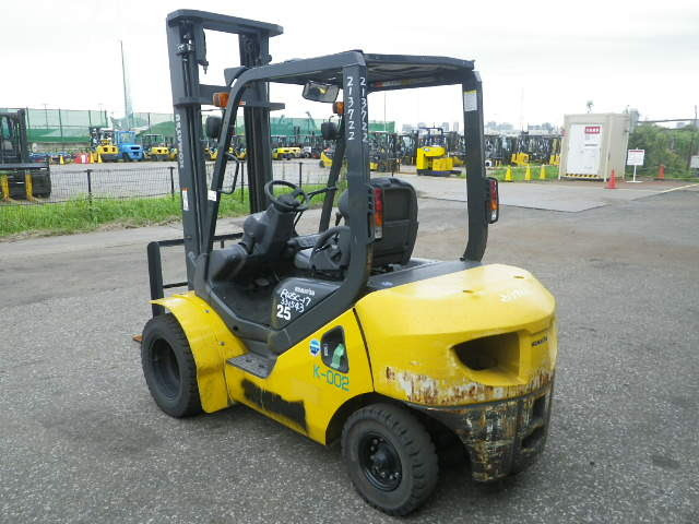 Xe nâng Komatsu 2.5 tấn chạy dầu năm 2014 # 331543