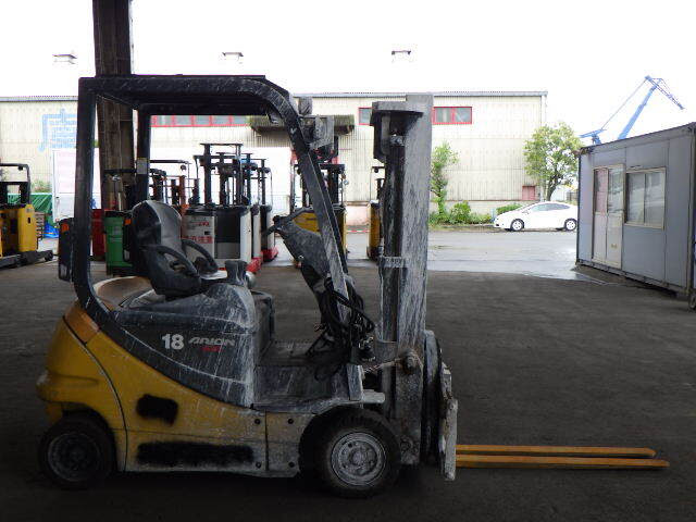 Xe nâng điện Komatsu 1.8 tấn FB18-12 845803