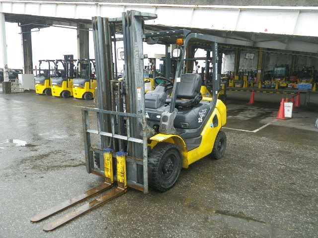 Xe nâng dầu Komatsu 2.5 tấn -5.0m (3 tầng) #339911