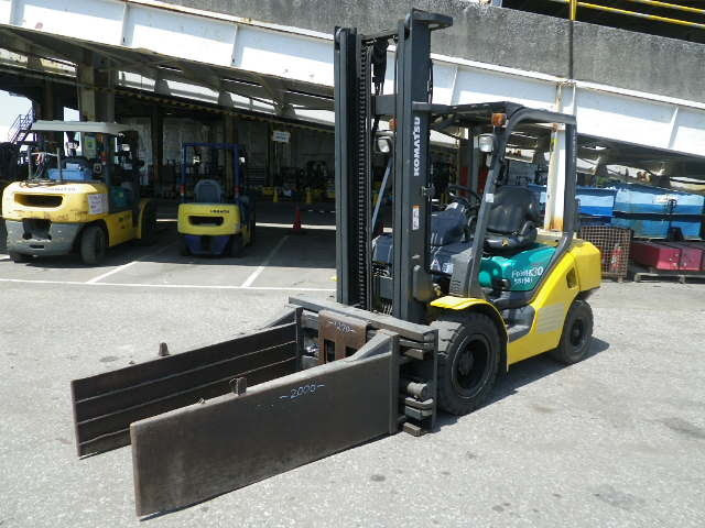 Xe nâng Komatsu 3 Tấn Nhật Bãi FD30T-15-581941