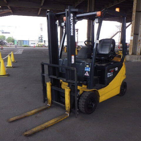 Xe nâng Komatsu 1.0 tấn, model: FB10-12 sx 2018