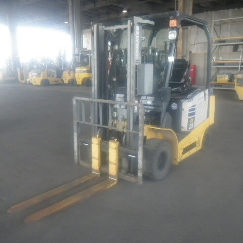 Xe nâng điện Komatsu 2.5 tấn Model: FE25-1 302498