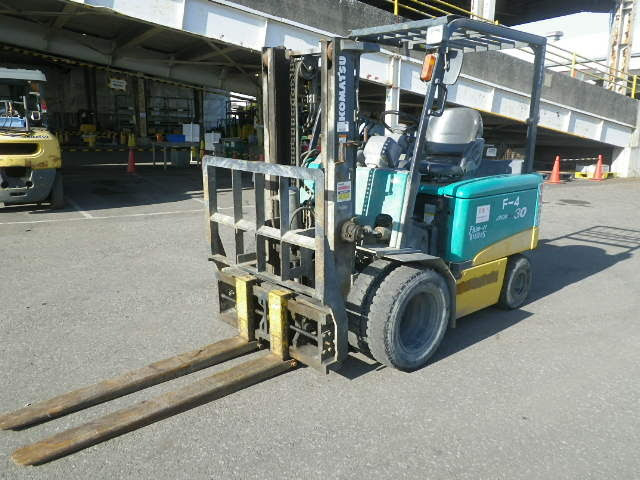 Xe nâng điện Komatsu 3 tấn FB30-11