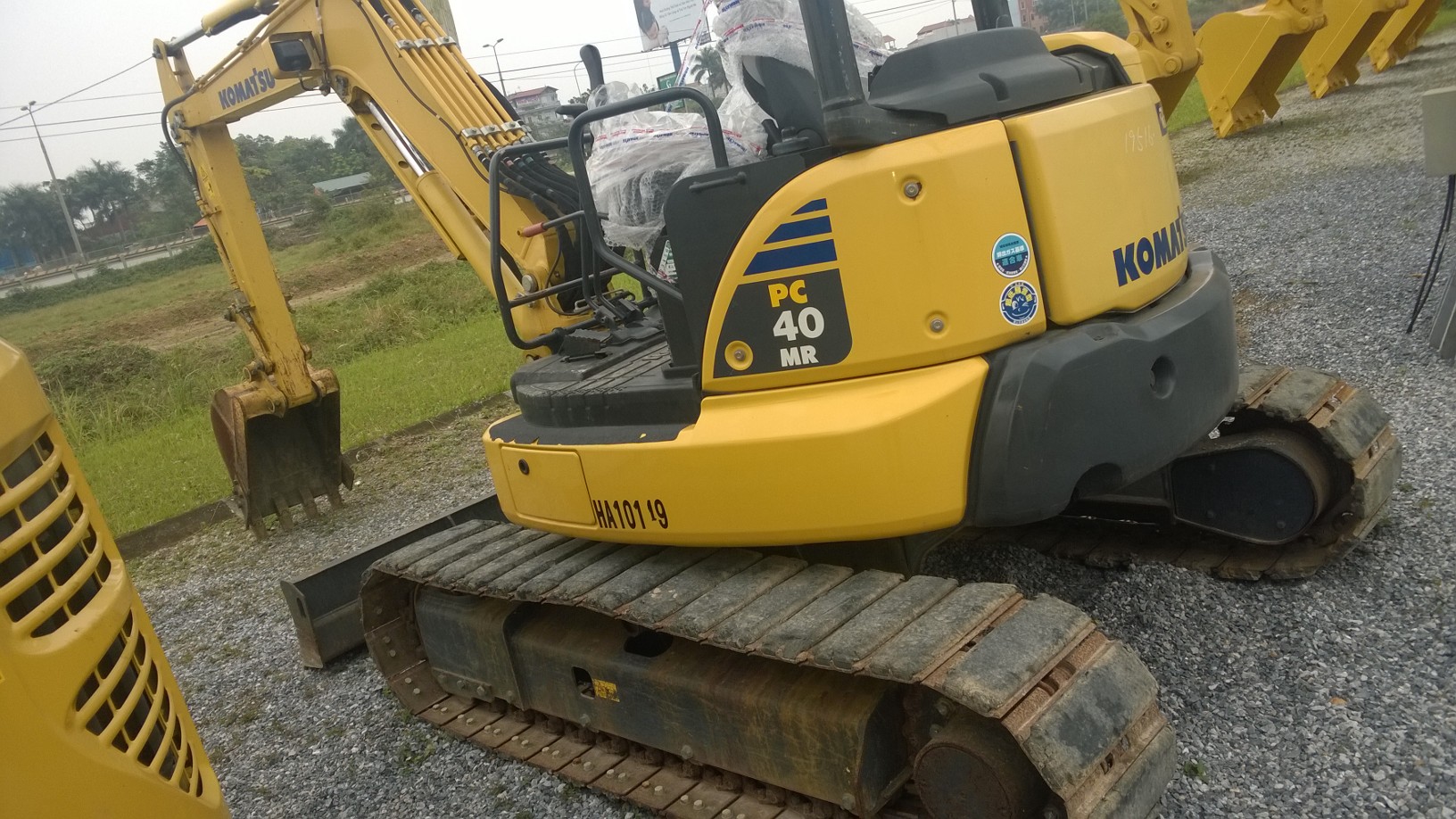Máy xúc Komatsu mini PC30MR-3