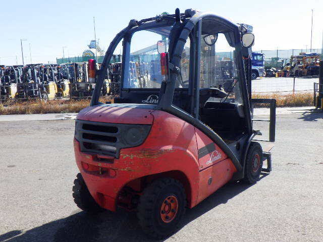 Xe nâng dầu 2.5 tấn LINDE H25D-01 serial H2X392S04696