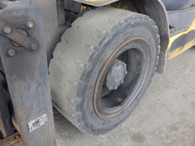 Xe nâng dầu 3.0 tấn Komatsu FD30T-17 serial 320594