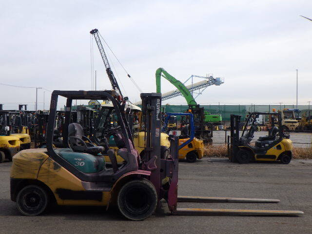 Xe nâng dầu 3.0 tấn Komatsu FD30C-16/722759