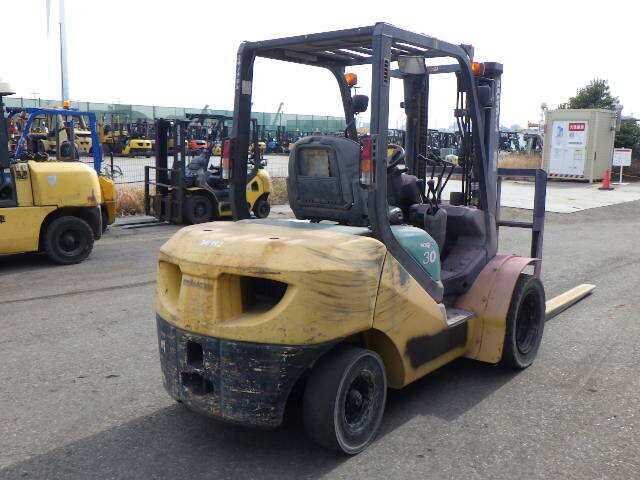 Xe nâng dầu 3.0 tấn Komatsu FD30C-16/722759