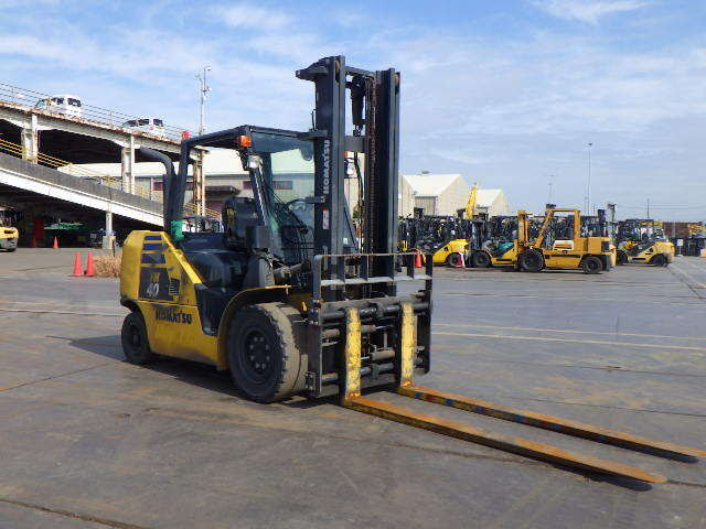 Xe nâng dầu 4.0 tấn Komatsu FH40-2 serial 141153