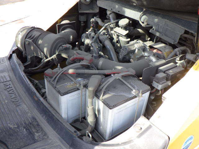 Xe nâng dầu 4.0 tấn Komatsu FH40-2 serial 141153