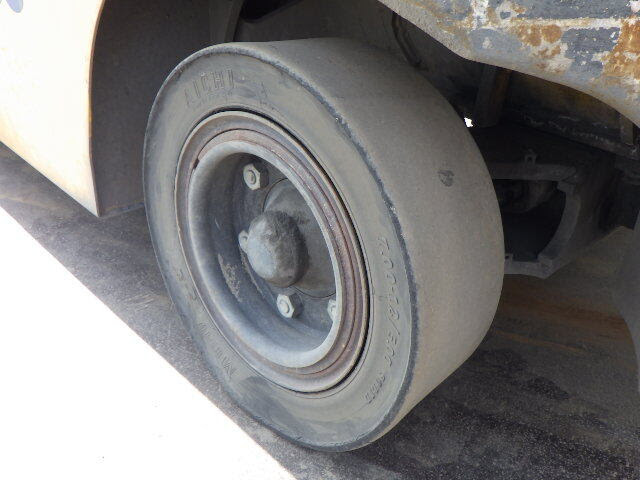 Xe nâng dầu 4.0 tấn Komatsu FH40-2 serial 141153