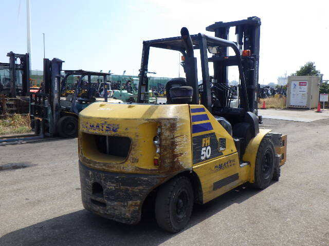 Xe nâng dầu 5.0 tấn Komatsu FH50-2/141903