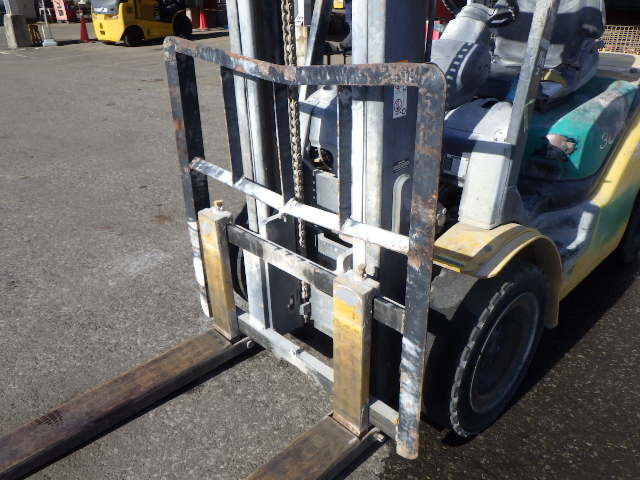 Xe nâng dầu Komatsu 3.0 tấn FD30C-15 #570978