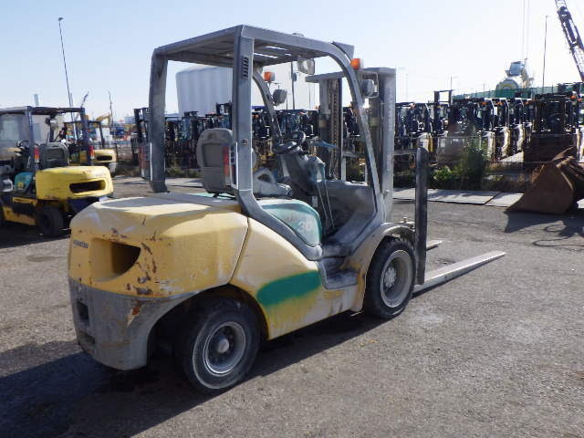 Xe nâng dầu Komatsu 3.0 tấn FD30C-15 #570978