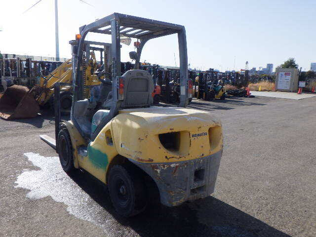 Xe nâng dầu Komatsu 3.0 tấn FD30C-15 #570978