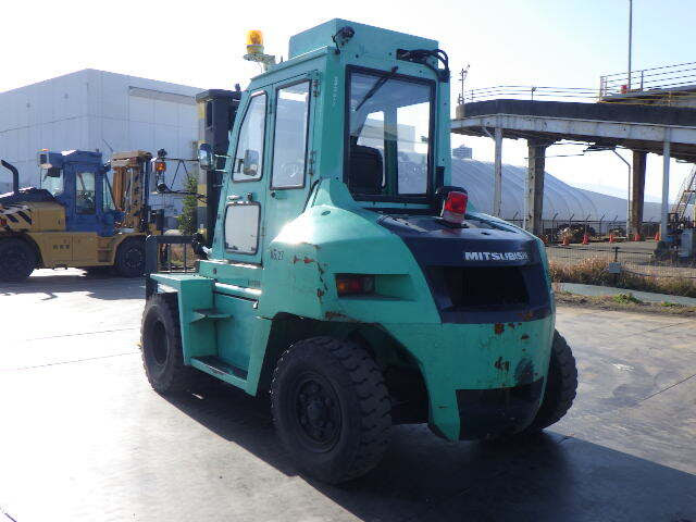 Xe nâng dầu Mitsubishi 7.0 tấn MIT-FD70N/F20D-10090