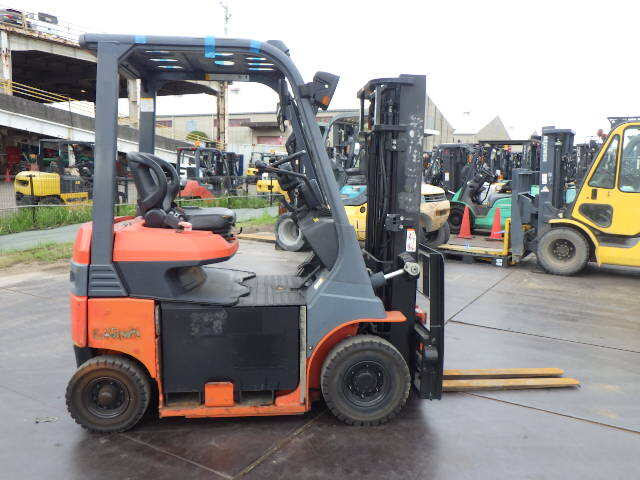 Xe nâng điện Toyota 1.5 tấn 7FB15 #7FB18-45053