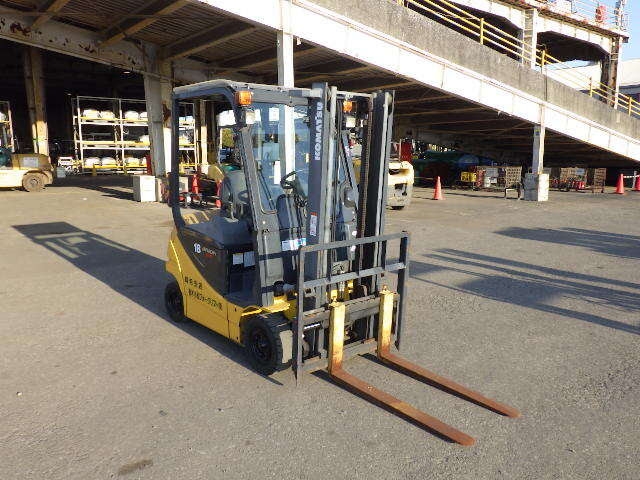 Xe nâng điện 1.8 tấn Komatsu model FB18-12 serial 846770