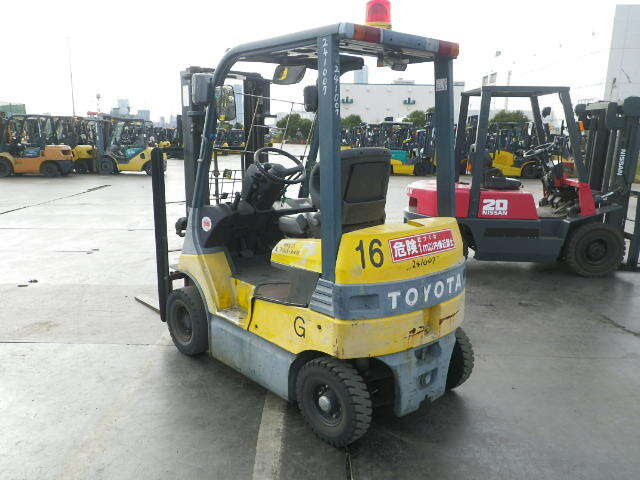 Xe nâng điện 1.8 tấn Toyota 7FB15/7FB18-30031