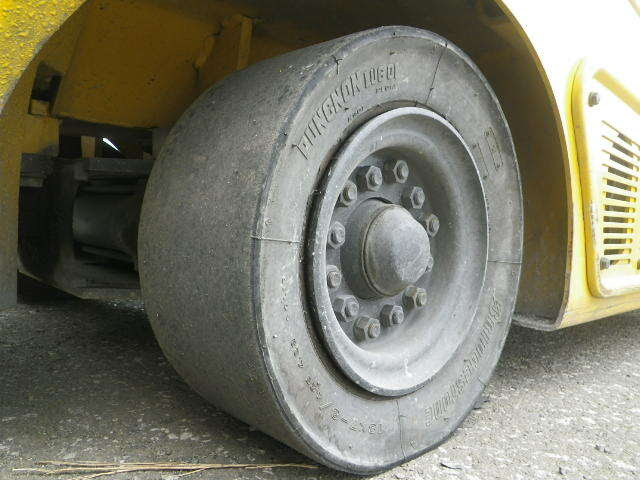 Xe nâng điện 2.0 tấn Komatsu FB20-12 serial 101587