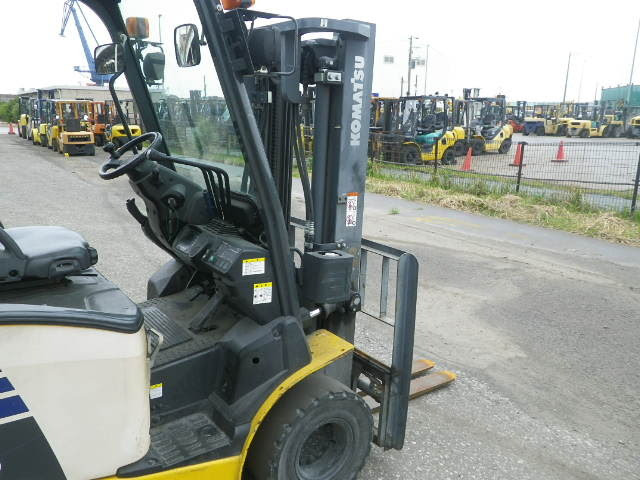 Xe nâng điện 2.0 tấn Komatsu FB20-12 serial 101587