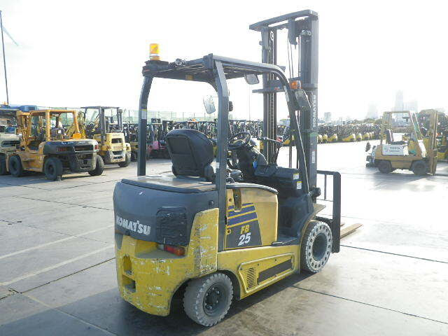 Xe nâng điện 2.5 tấn Komatsu FB25-12 serial 100181