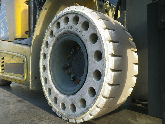 Xe nâng điện 2.5 tấn Komatsu FB25-12 serial 100181