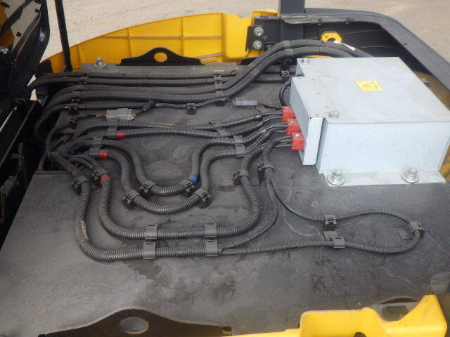 Xe nâng điện 2.5 tấn Komatsu FE25-1 serial 301210