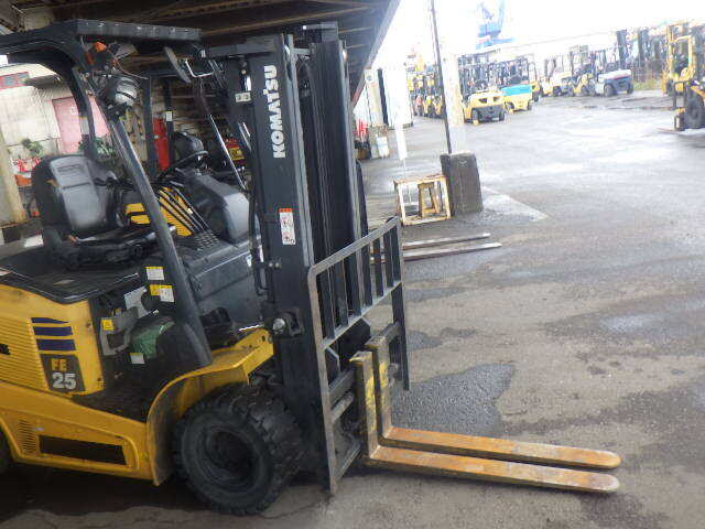 Xe nâng điện 2.5 tấn Komatsu  FE25-1/302820