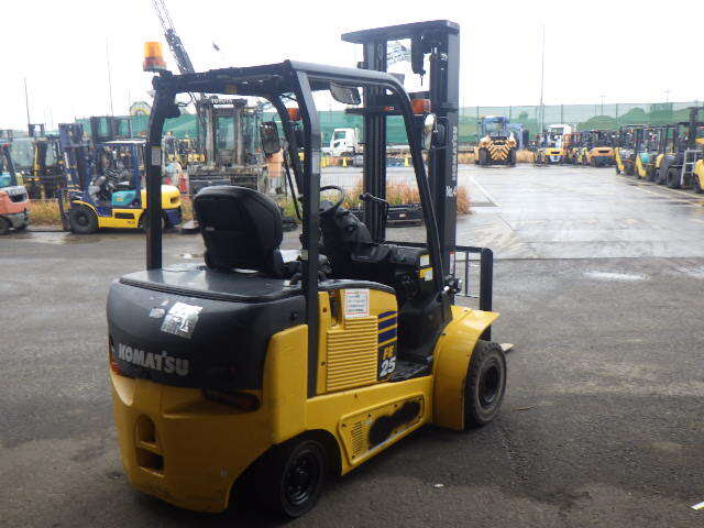 Xe nâng điện 2.5 tấn Komatsu FE25-1 serial 305562