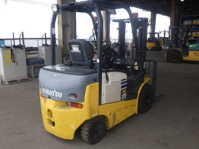 Xe nâng điện 2.5 tấn Komatsu FE25-1/305653