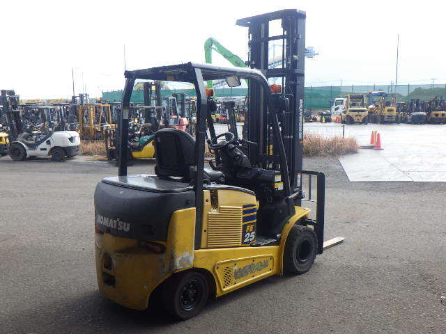 Xe nâng điện 2.5 tấn Komatsu FE25-1 serial 306239