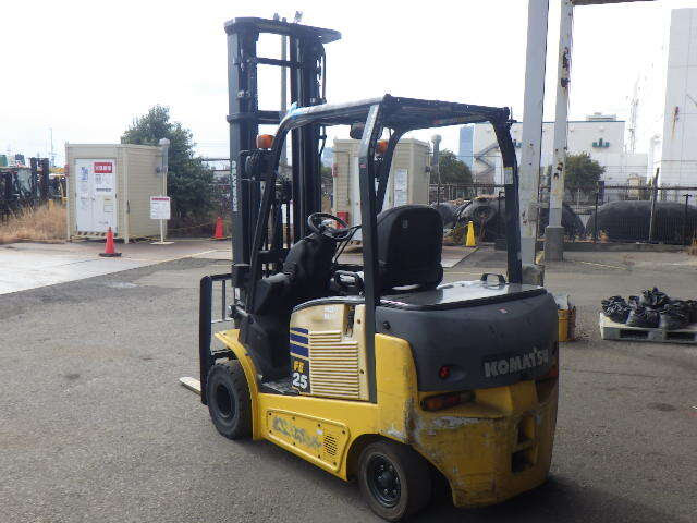 Xe nâng điện 2.5 tấn Komatsu FE25-1 serial 306239