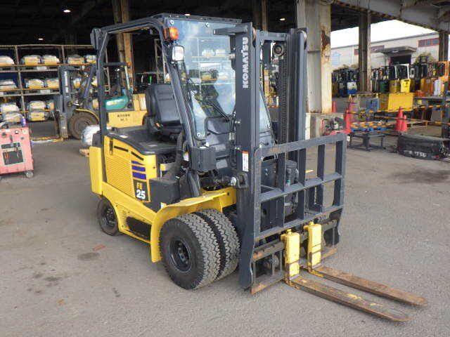 Xe nâng điện 2.5 tấn Komatsu FE25-1/310090