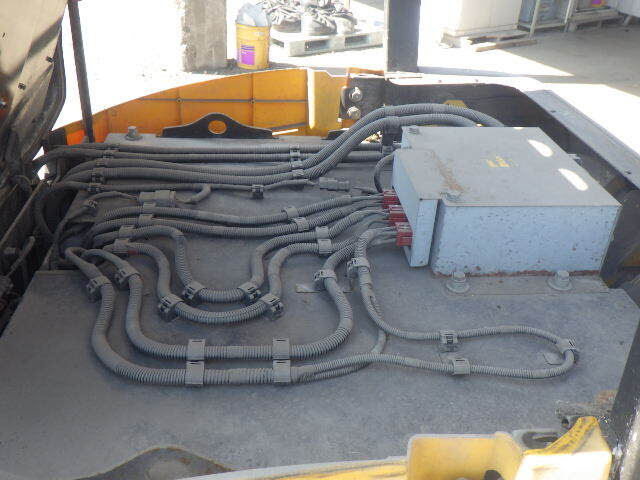 Xe nâng điện 2.5 tấn Komatsu FE25H-1/307500