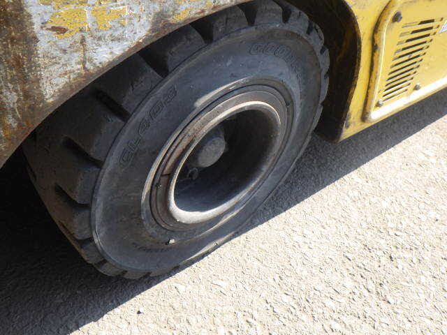 Xe nâng điện 3.0 tấn Komatsu FE30-1 serial 310190