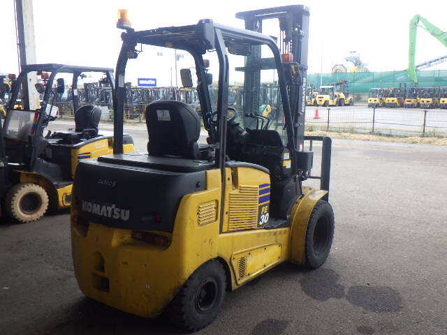 Xe nâng điện 3.0 tấn Komatsu FE30-1/310268