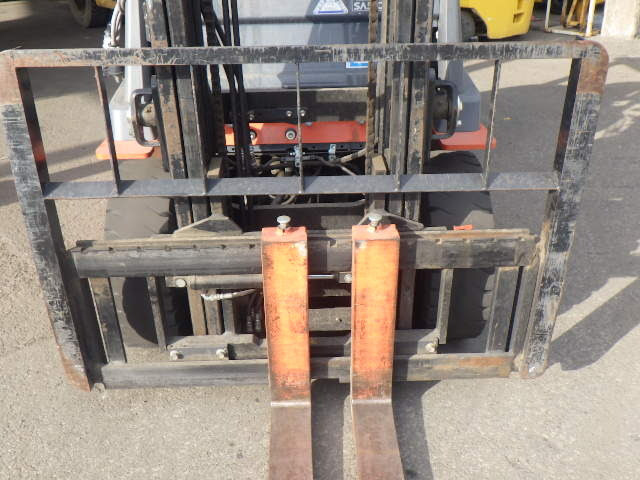 Xe nâng điện 3.0 tấn Toyota 7FB30 serial 7FBJ35-17733