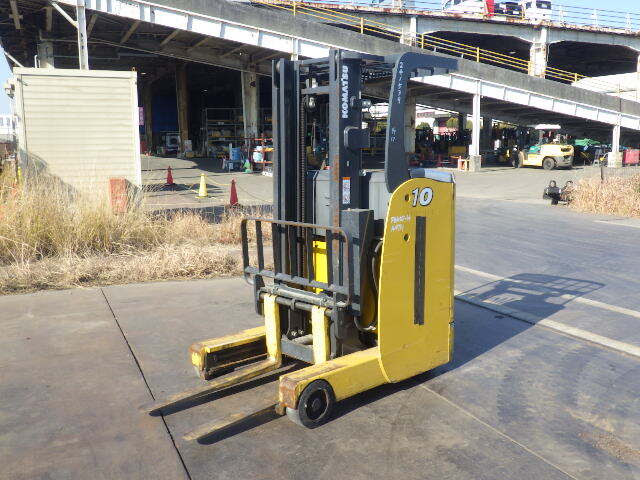 Xe nâng điện đứng lái 1.0 tấn Komatsu FB10RP-14 serial 144731