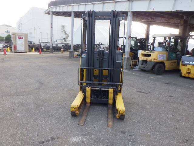 Xe nâng điện đứng lái 1.8 tấn Komatsu FB18RL-14 serial 146331