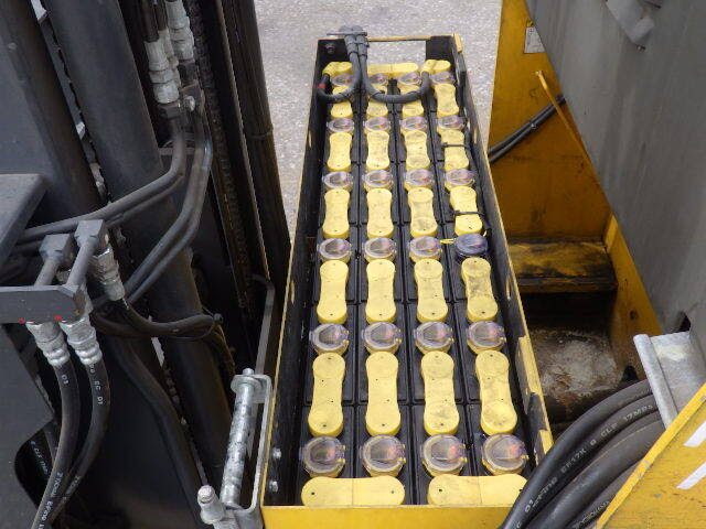 Xe nâng điện đứng lái 1.0 tấn Komatsu model FB10RL-15 serial 154596