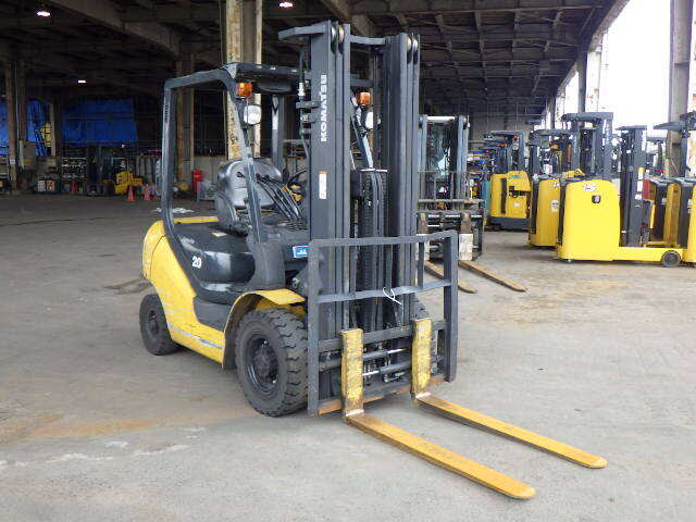 Xe nâng xăng 2.0 tấn Komatsu FG20C-17/315759