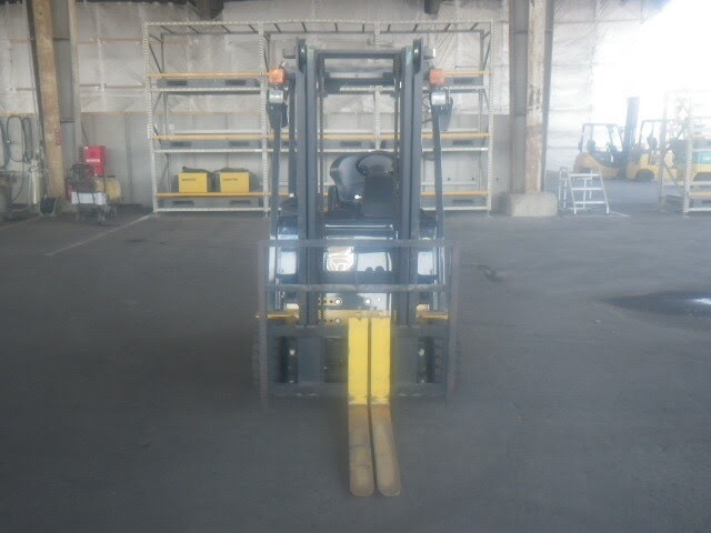 Xe nâng Komatsu 1.5 tấn 3 bánh, model: FB15ML-12